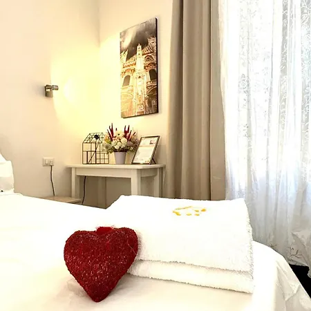 Rodica Comfort Navigli Apartman *