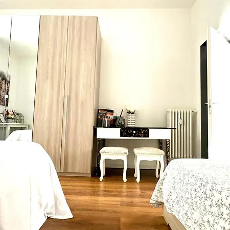 Rodica Comfort Navigli Apartman Milánó