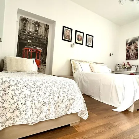 Rodica Comfort Navigli Apartman *