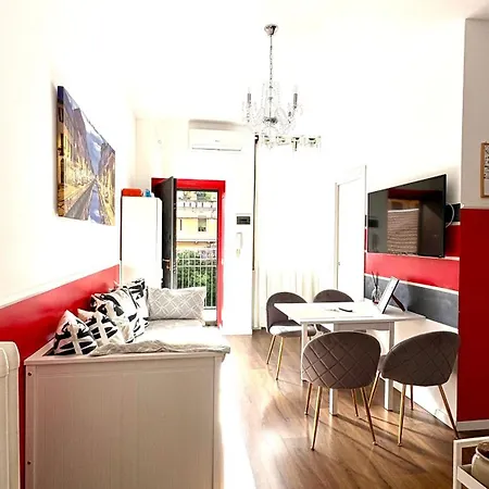 Rodica Comfort Navigli Apartman *