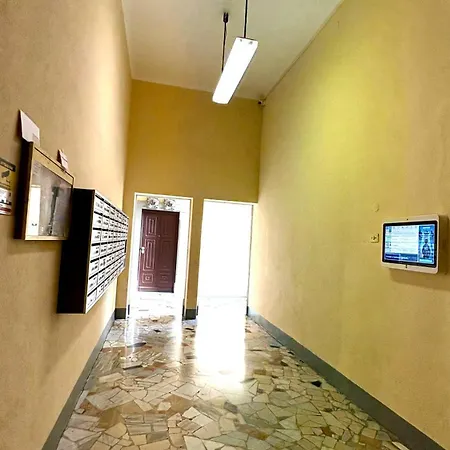 Rodica Comfort Navigli Apartman